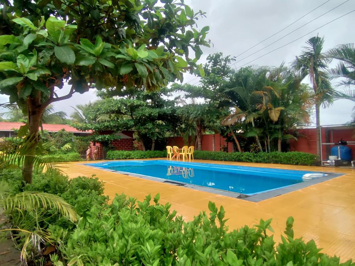 Opulence Resort Awas Alibaug Alībāg Esterno foto