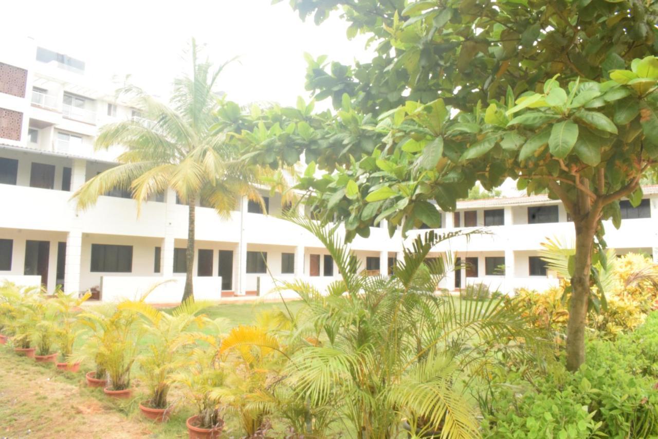 Opulence Resort Awas Alibaug Alībāg Esterno foto