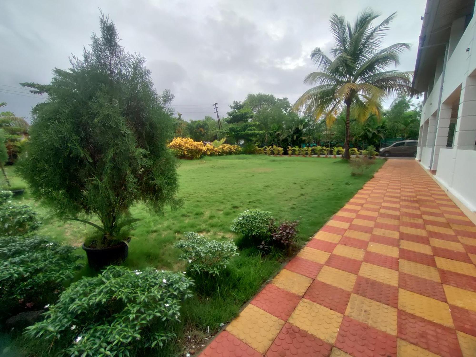 Opulence Resort Awas Alibaug Alībāg Esterno foto