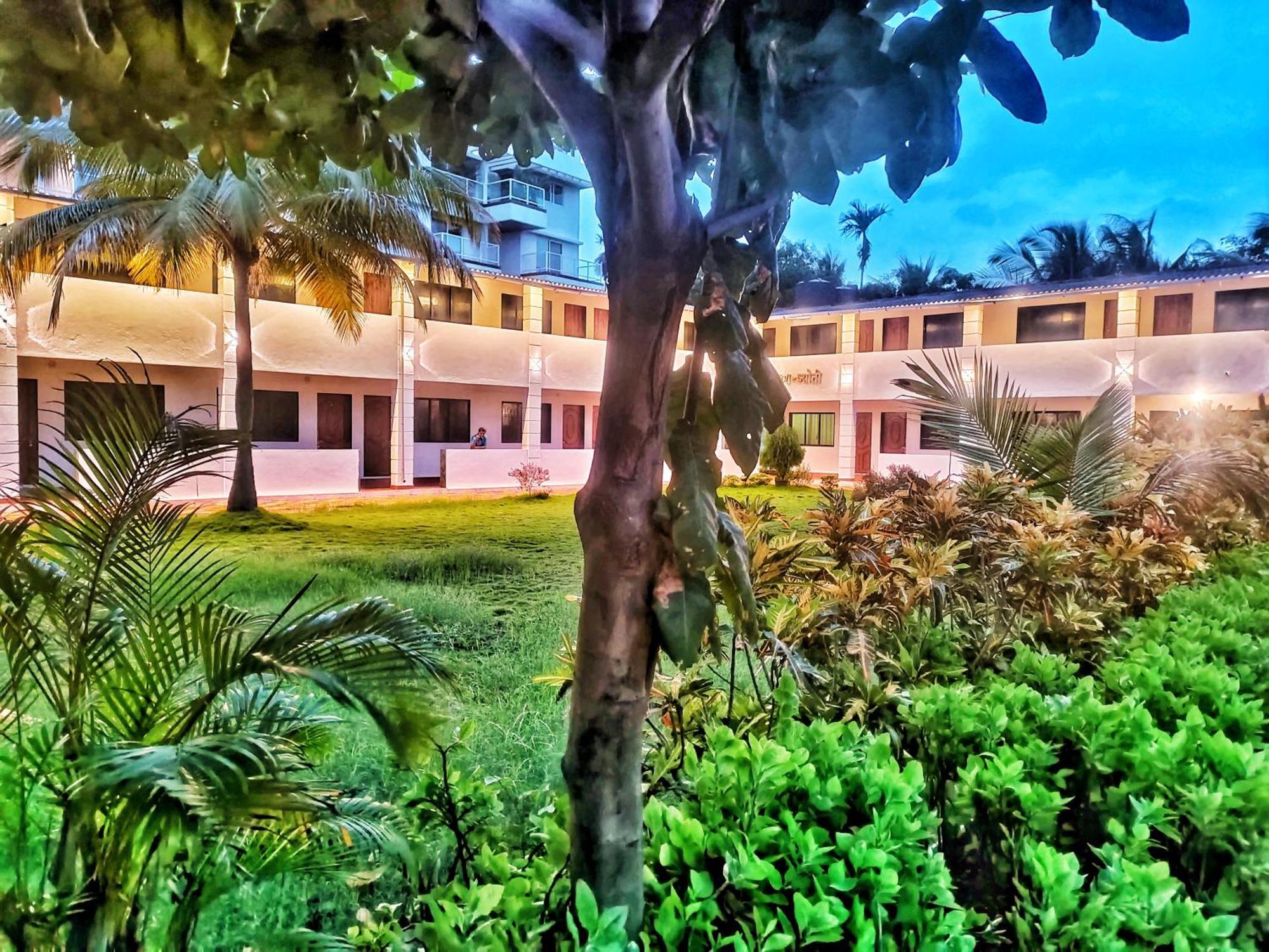 Opulence Resort Awas Alibaug Alībāg Esterno foto