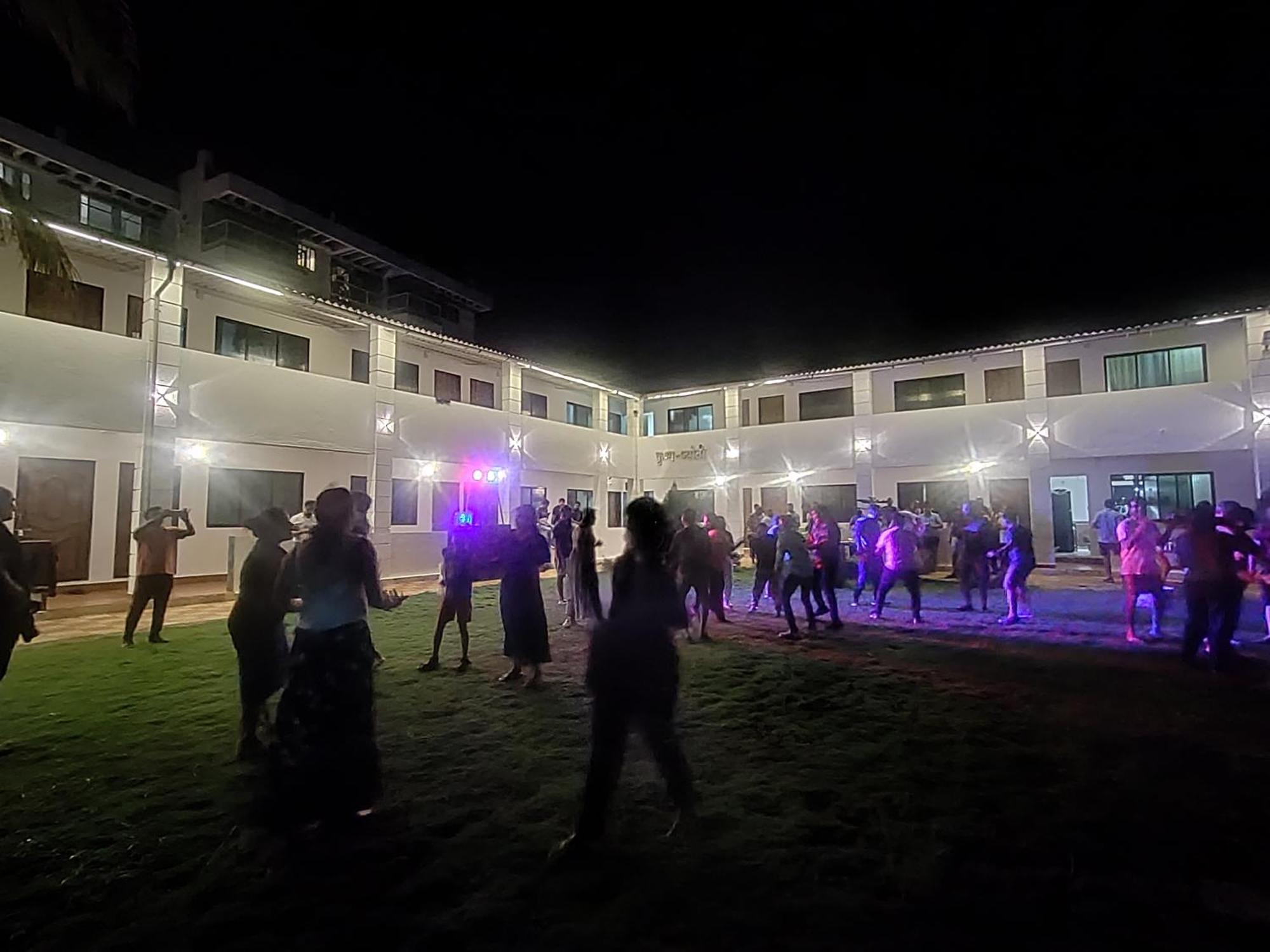Opulence Resort Awas Alibaug Alībāg Esterno foto